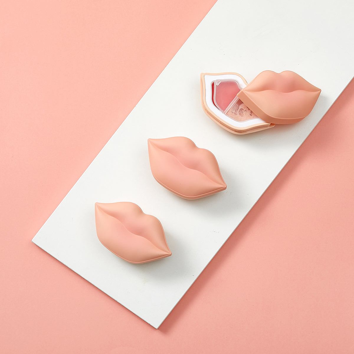 Kocostar Peach Lip Duo Duo 2 in 1 (Lip Scrub + Lip Oil)